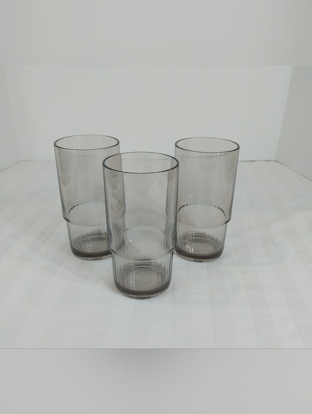 3 Tupperware Preludio smoke gray 14oz Acrylic Tumblers